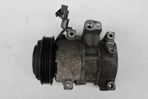 COMPRESSEUR DE CLIMATISATION HYUNDAI / KIA - Vue 1